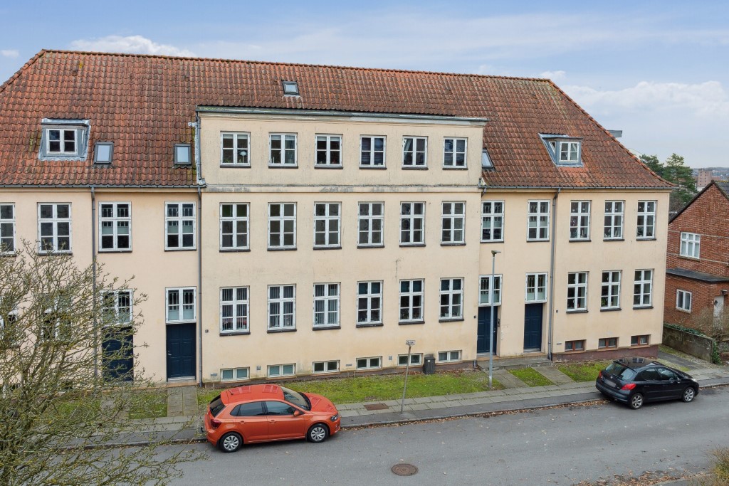 Solvej 4-18