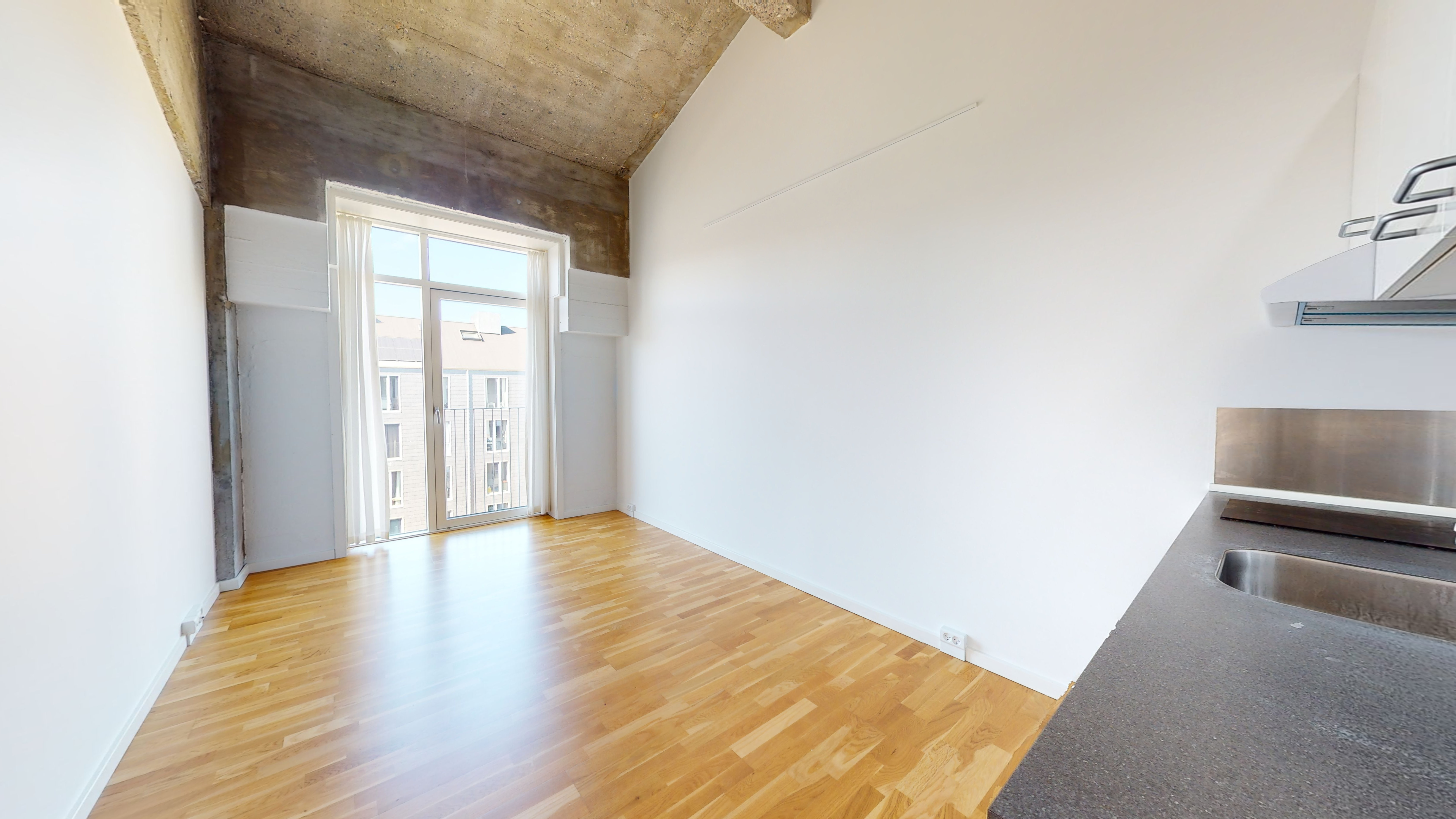 Lys og rummelig studiebolig København SV billede 3